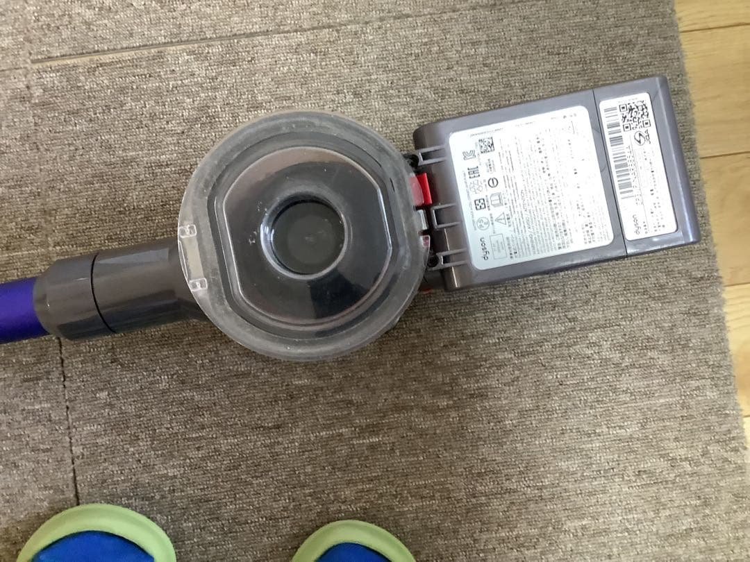 ダイソン 掃除機 v7 本体